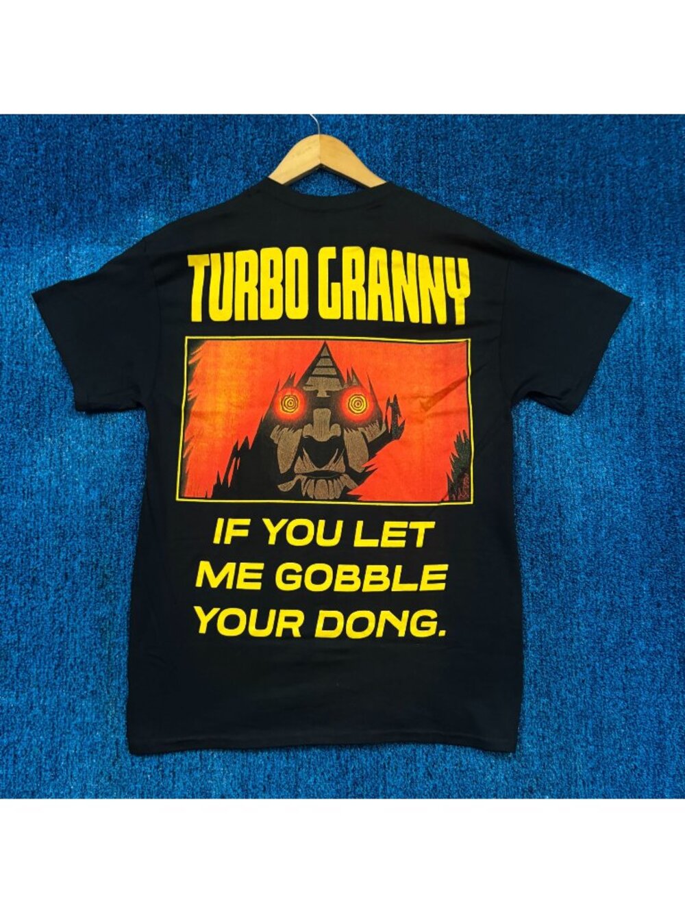 Dan Da Dan "Turbo Granny" Graphic T-Shirt Size Medium